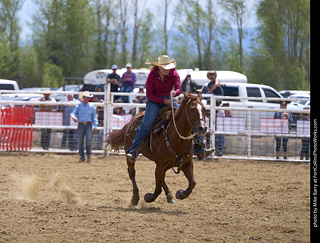 Never Summer Rodeo - Barrel Racing