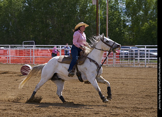 Never Summer Rodeo - Barrel Racing