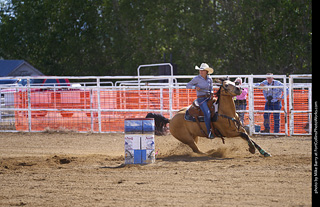 Never Summer Rodeo - Barrel Racing