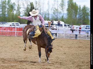 Never Summer Rodeo - Saddle Bronc Riding