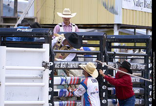 Never Summer Rodeo - Saddle Bronc Riding