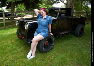 Brenna Pin-up Shoot