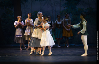 Giselle by Canyon Concert Ballet