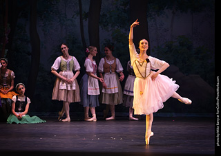 Giselle by Canyon Concert Ballet