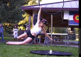 World Hoop Day 2019 - acrobats