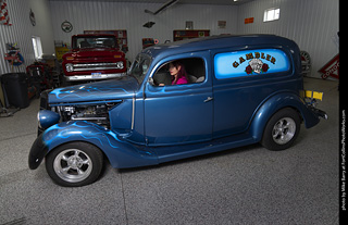 Car Cuties Pinup Shoot
