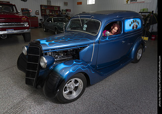 Car Cuties Pinup Shoot