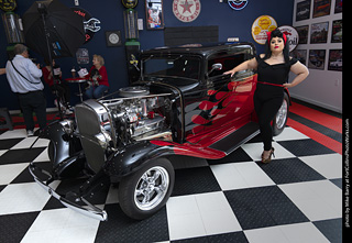 Car Cuties Pinup Shoot