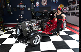 Car Cuties Pinup Shoot