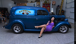 Car Cuties Pinup Shoot