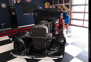 Car Cuties Pinup Shoot