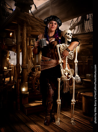 Jennifer dark pirate shoot