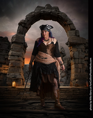 Jennifer light pirate shoot